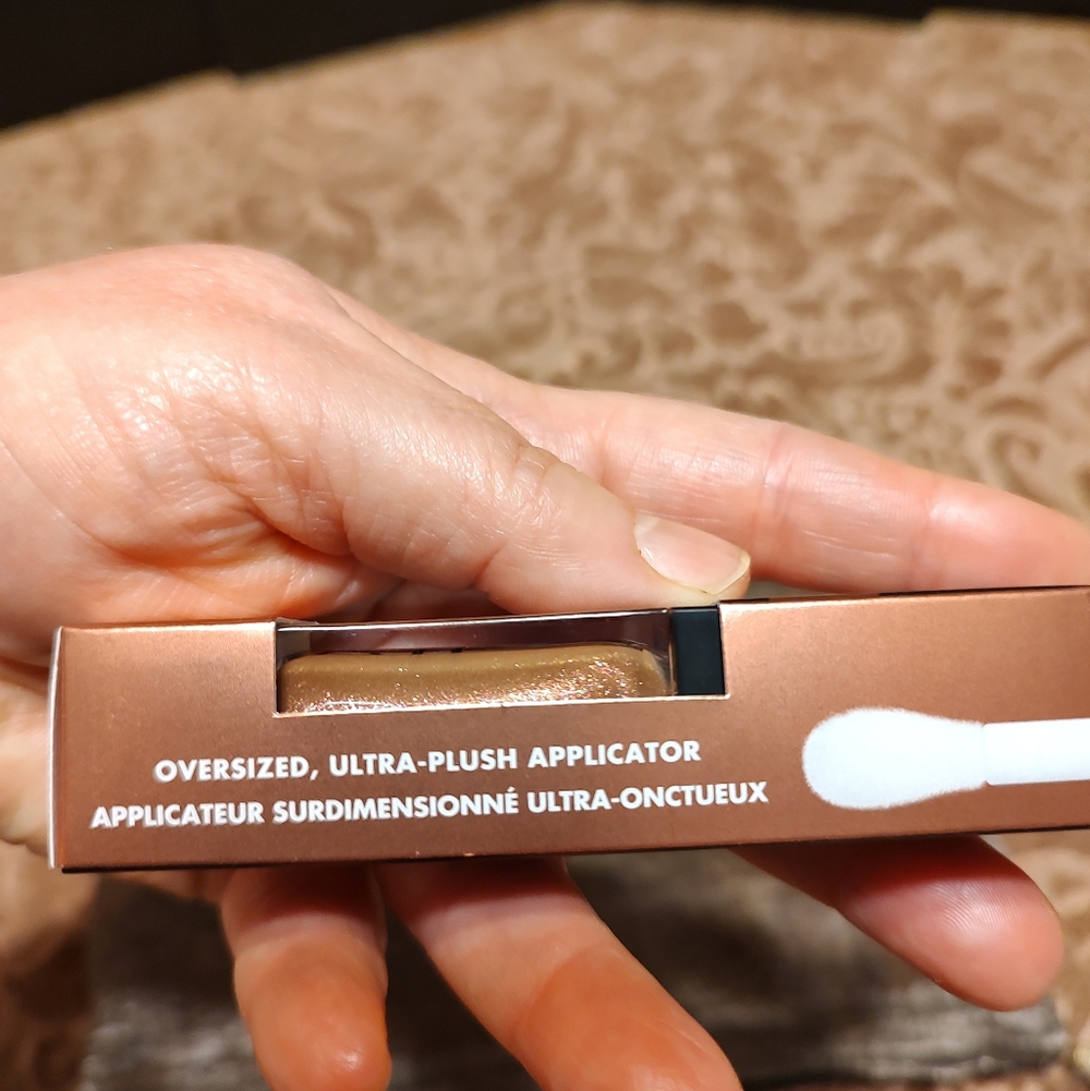 🤎🟤🤎 NIB Luscious e.l.f. Glimmering Chocoluxe Lip Gloss - Picture 13 of 15